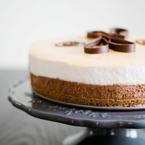 Bavarois Poire-Chocolat sur Craquant Speculoos | Lilie Bakery 2