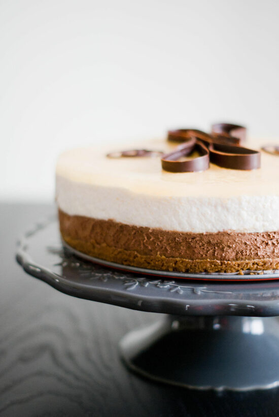 Bavarois Poire-Chocolat sur Craquant Speculoos | Lilie Bakery 2