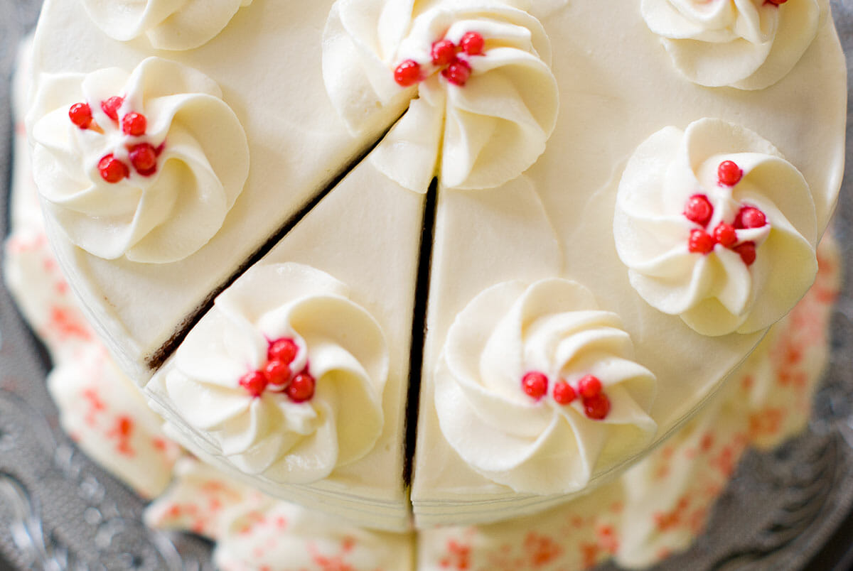 red-velvet-layer-cake-liliebakery-3 Red velvet cake vue de dessus - Lilie Bakery