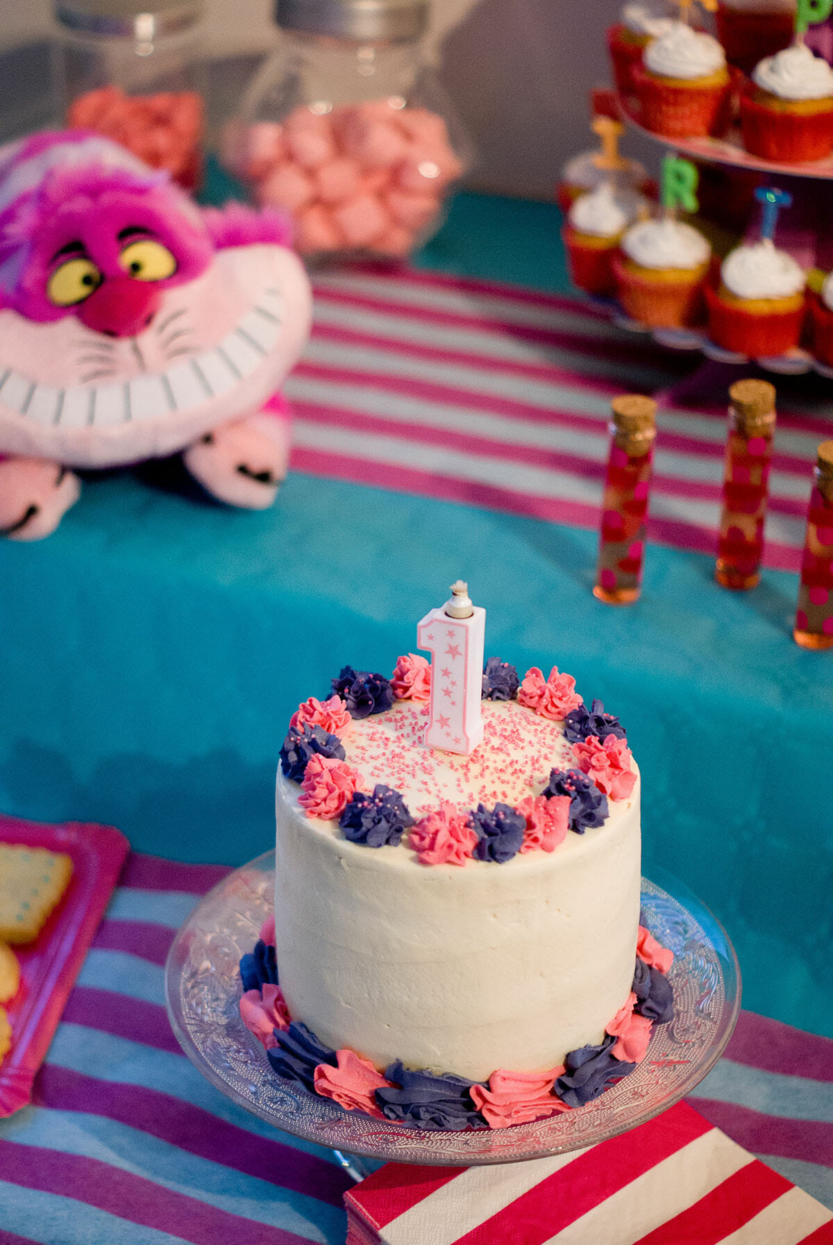 sweet-table-alice-pays-merveilles-lilie-bakery_