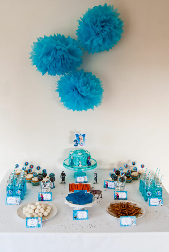 {Sweet Table} Birthday "Frozen"