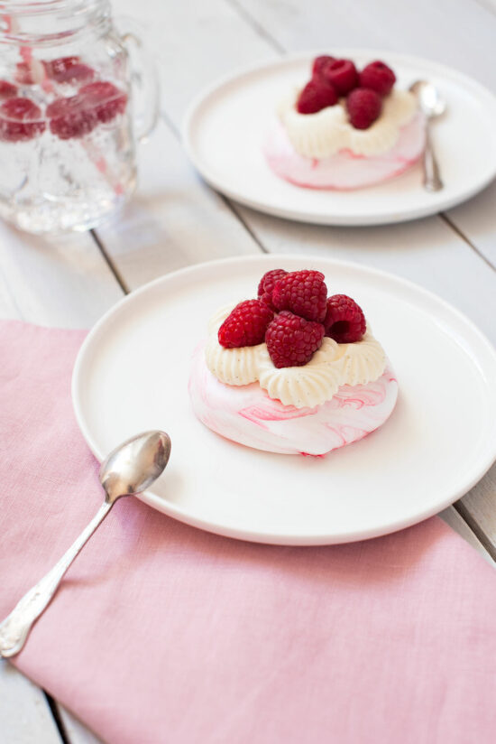 Mini-Pavlovas Framboise Chocolat Blanc