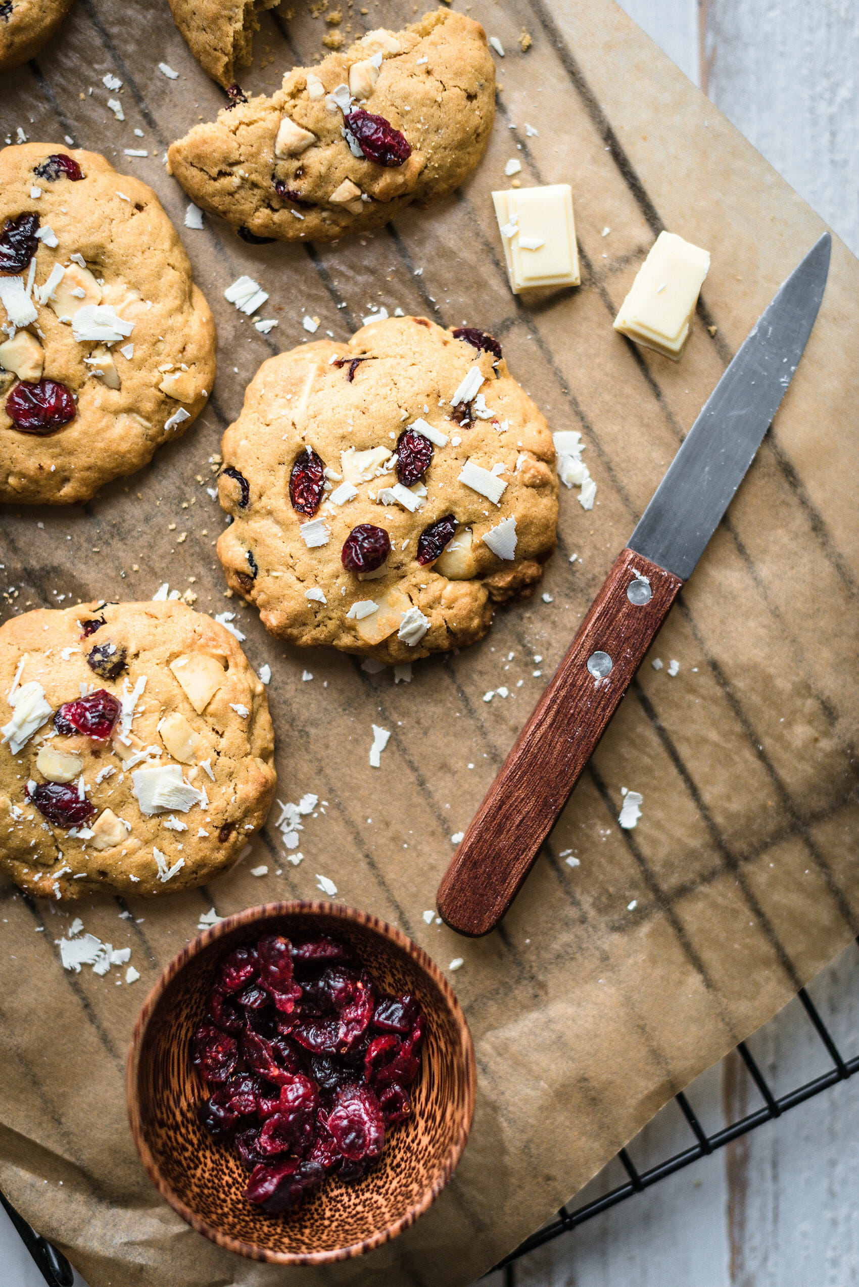 Cookies chocolat blanc macadamia cranberries - Lilie Bakery