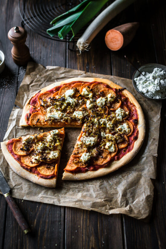 Pizza patate douce poireaux chèvre frais - Lilie Bakery