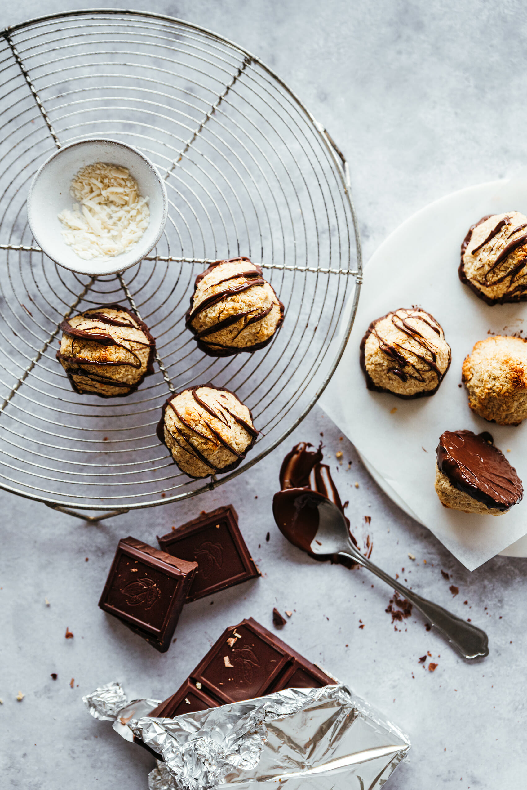 Coconut-almond rocks with chocolate glaze - Lilie Bakery