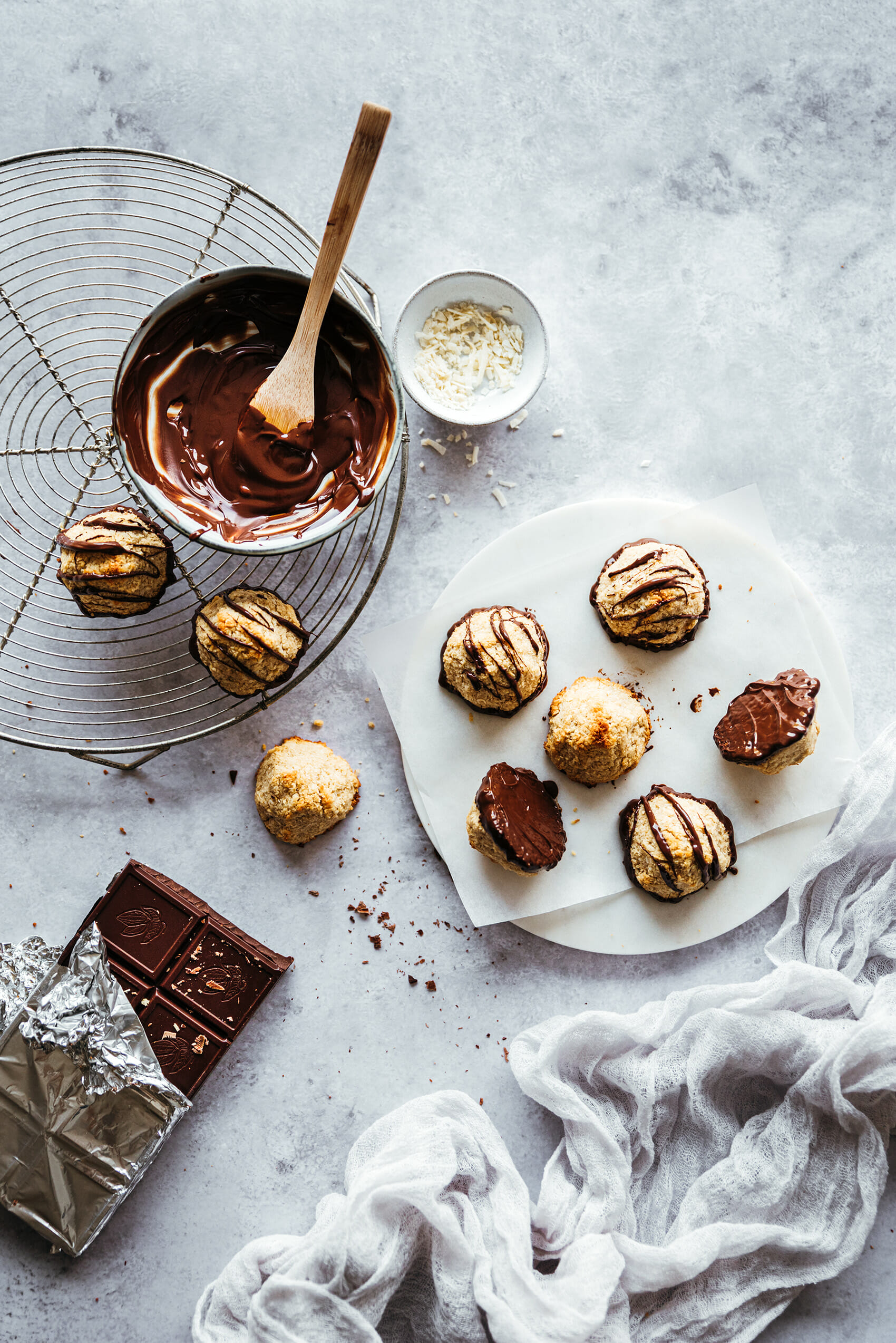 Coconut-almond rocks with chocolate glaze - Lilie Bakery