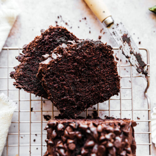 Soft chocolate-zucchini cake - Lilie Bakery