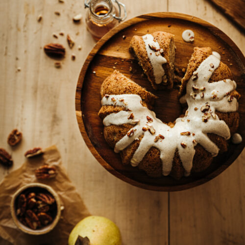 Bundt cake poire-vanille glaçage crémeux sirop d'érable - Lilie Bakery