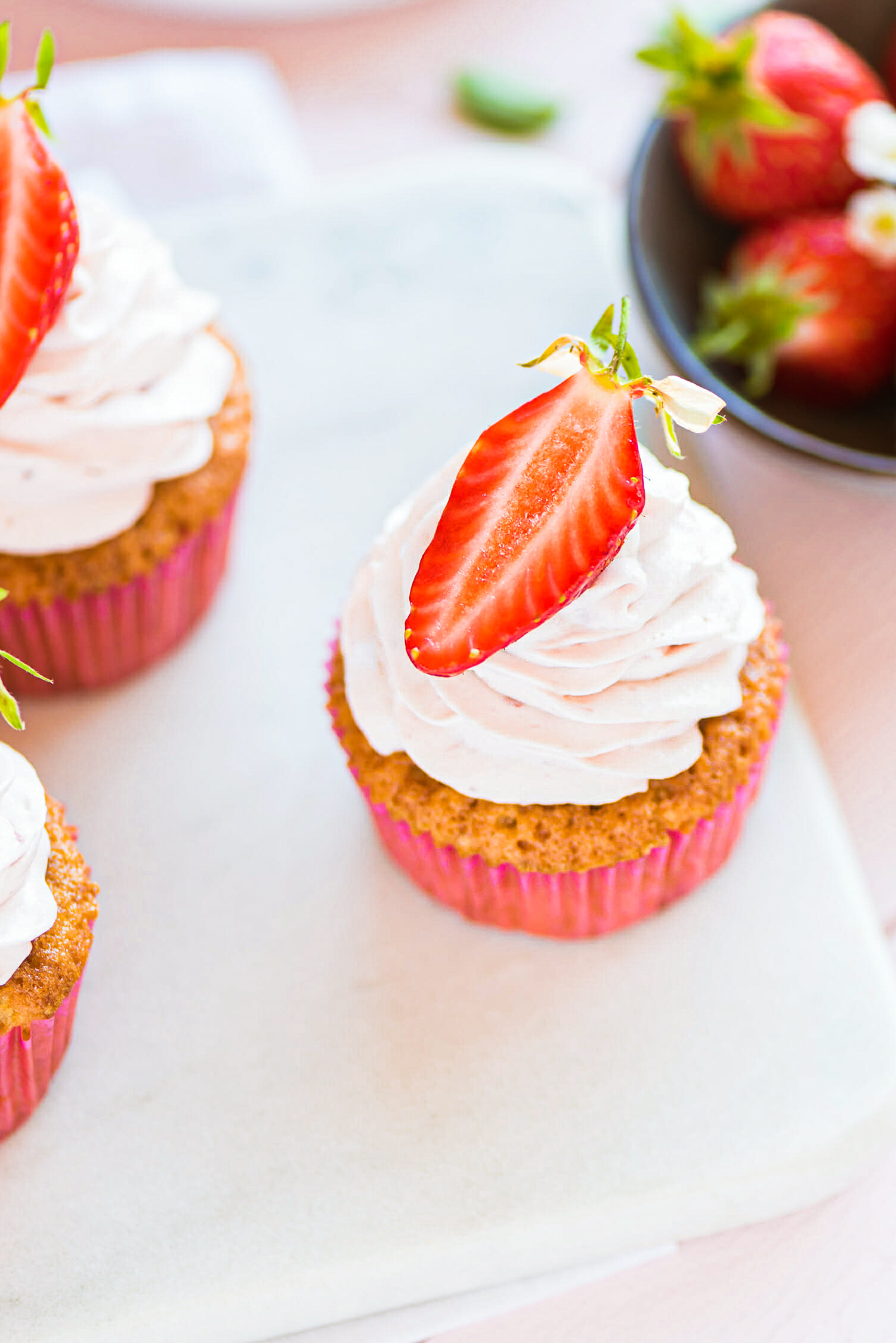 Strawberry cupcakes recipe - Lilie Bakery