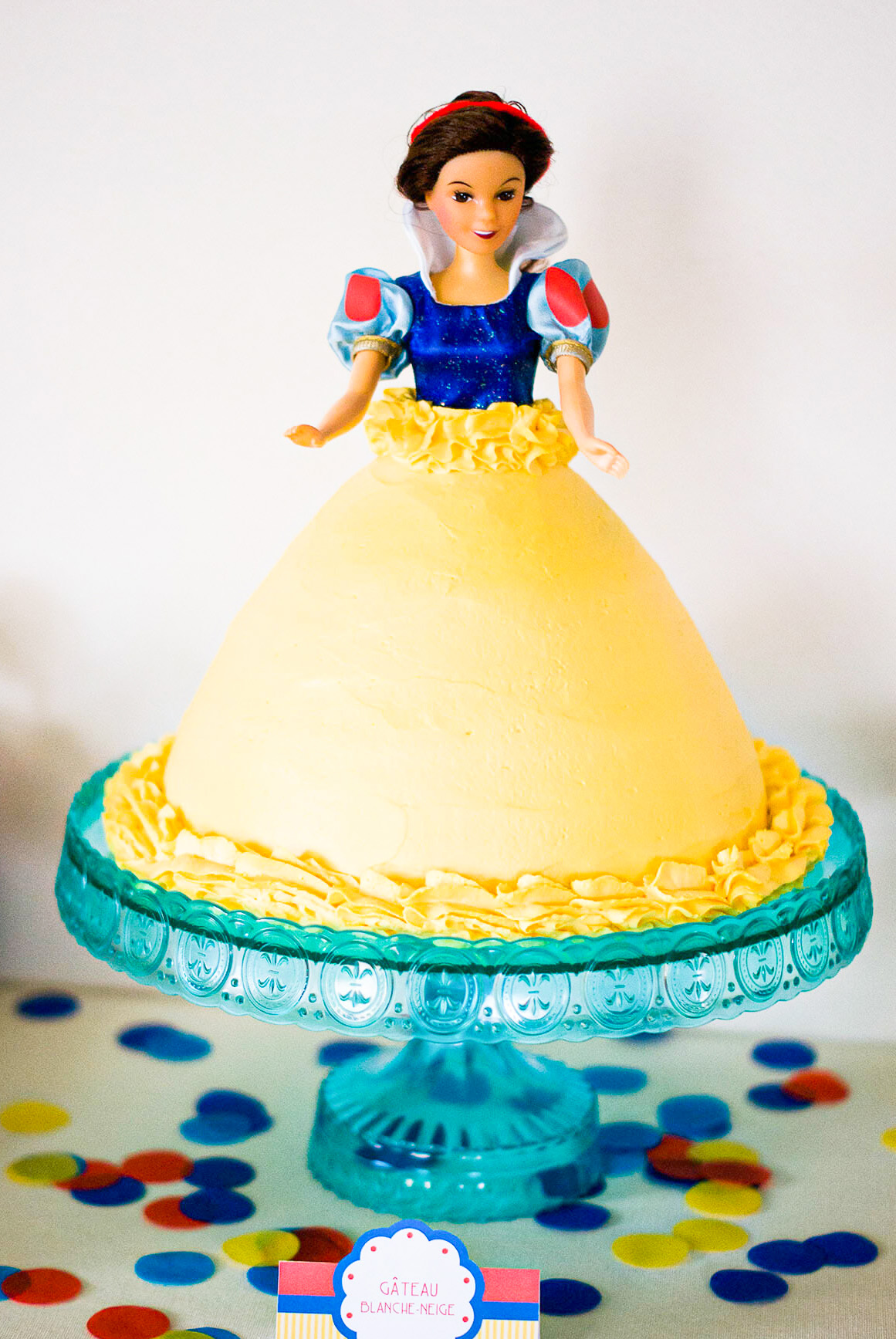 Vanilla chocolate princess cake - Lilie Bakery