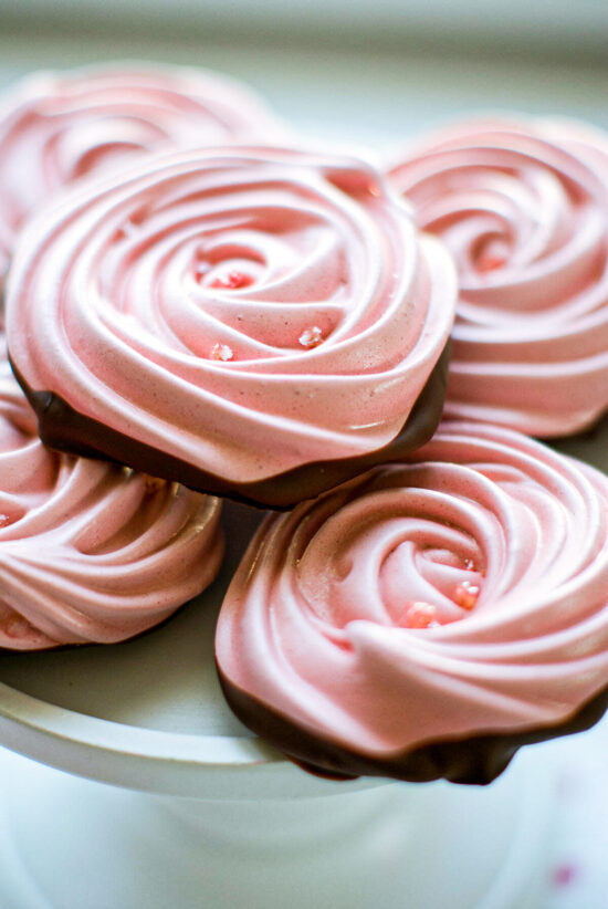 Meringues Roses Faciles au Chocolat