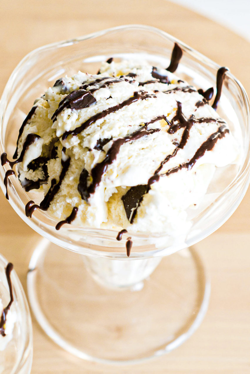 Glace Noix de Coco & Pépites Chocolat - Lilie Bakery