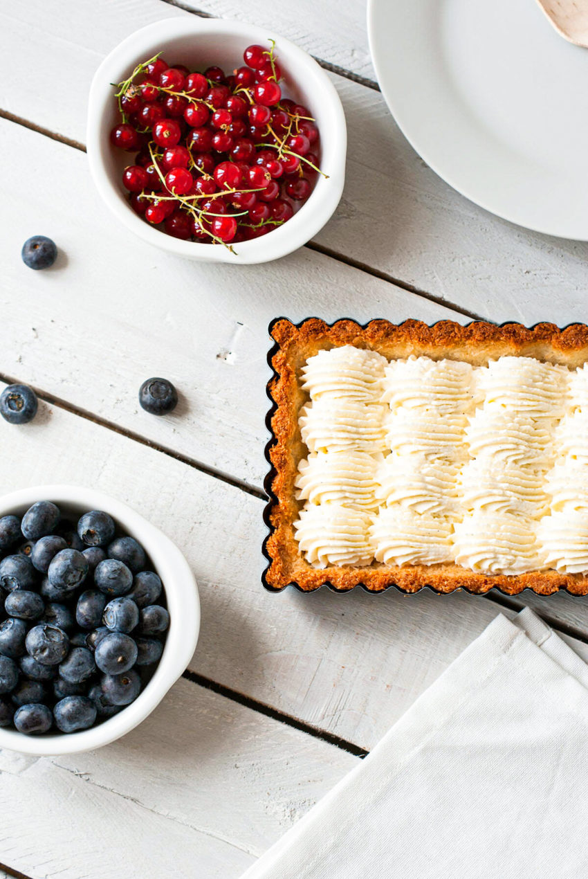 Tarte Mascarpone Fruits Rouges Noix de Coco - Lilie Bakery
