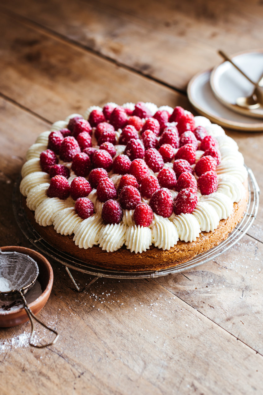 Raspberry mascarpone and Breton palet tart - Lilie Bakery