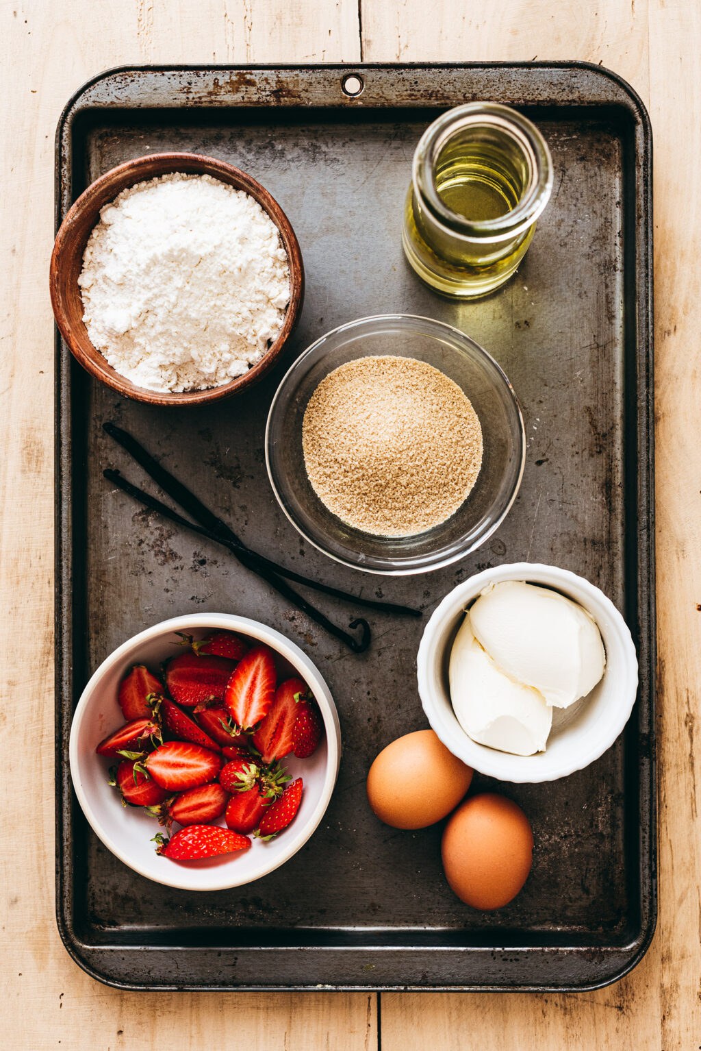 Ingrédients gâteau vanille fraises - Lilie Bakery