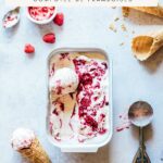 Glace au yaourt onctueuse compot&eacute;e framboise - Lilie Bakery