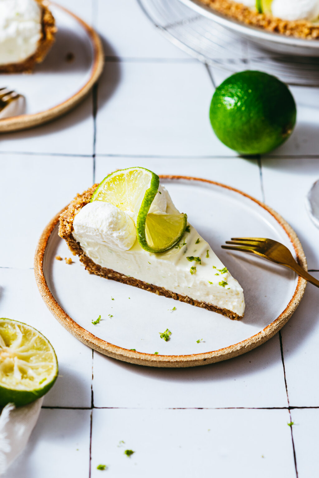 Part coupée Key lime pie sans cuisson - Lilie Bakery