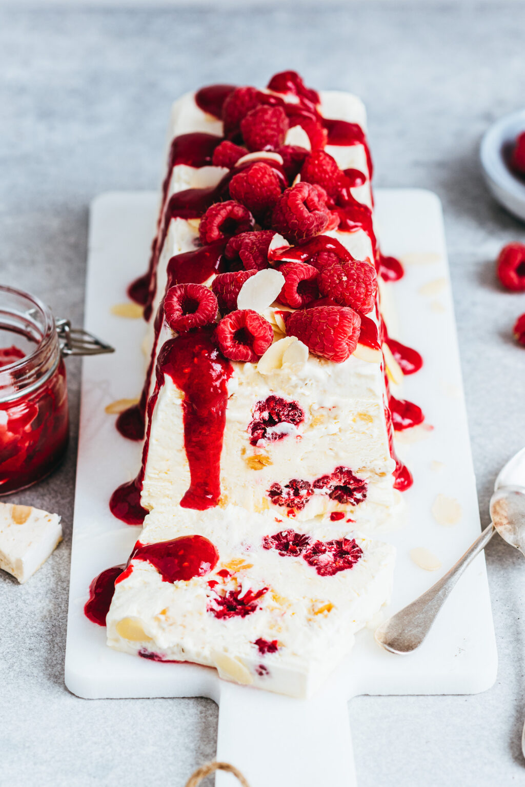 Parfait glacé framboise nougat - Lilie Bakery