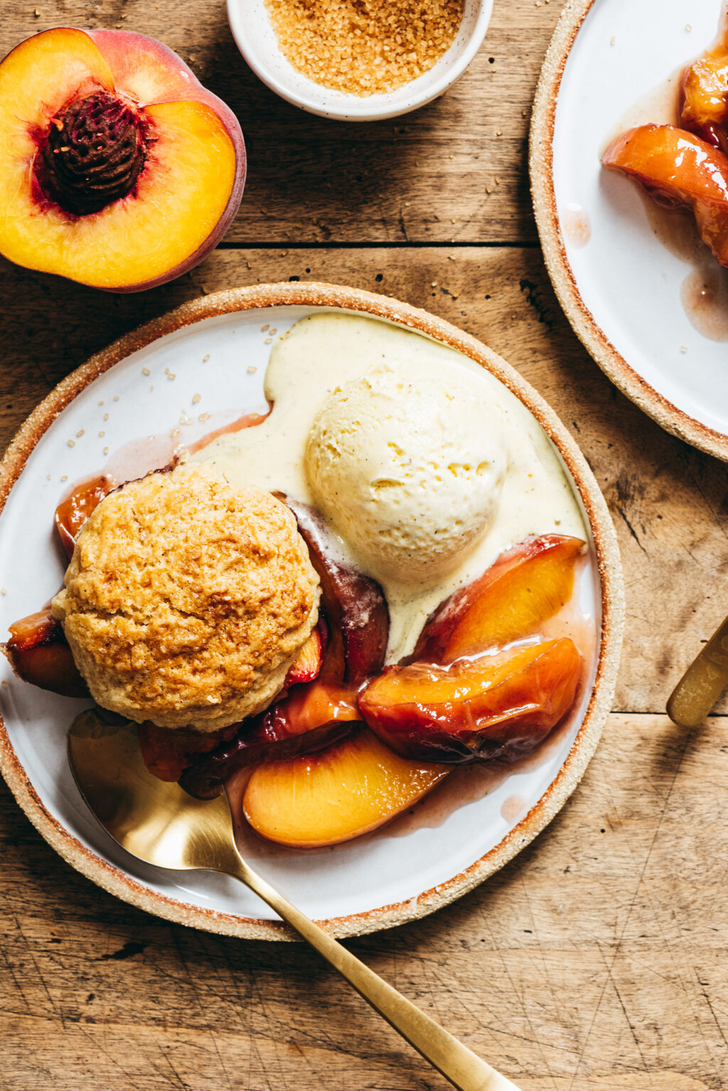 Cobbler pêches recette - Lilie Bakery