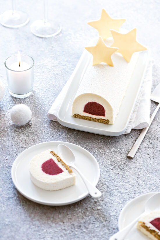 Bûche Chocolat Blanc Framboise Thé Matcha