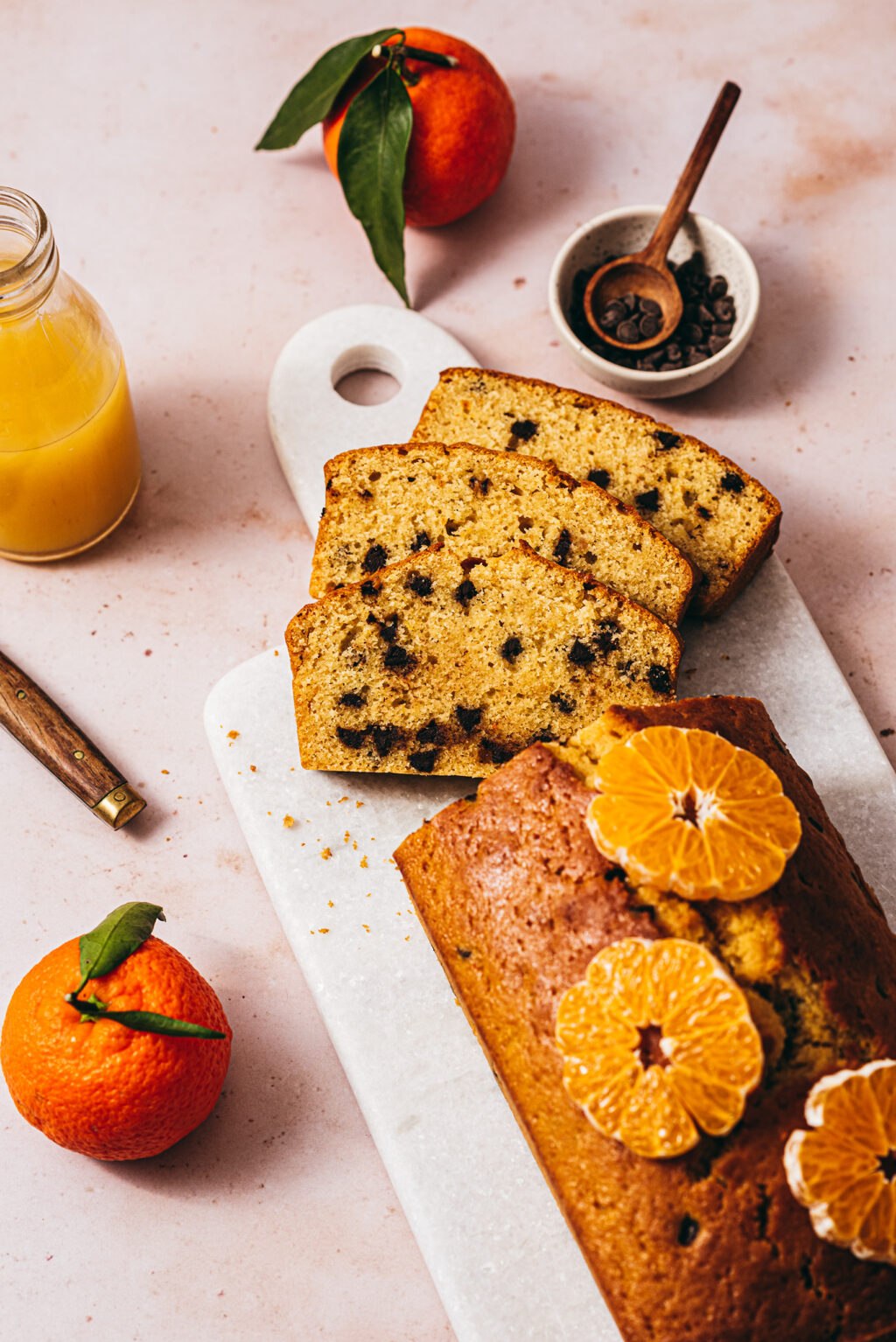 Chocolate chip clementine cake - Lilie Bakery