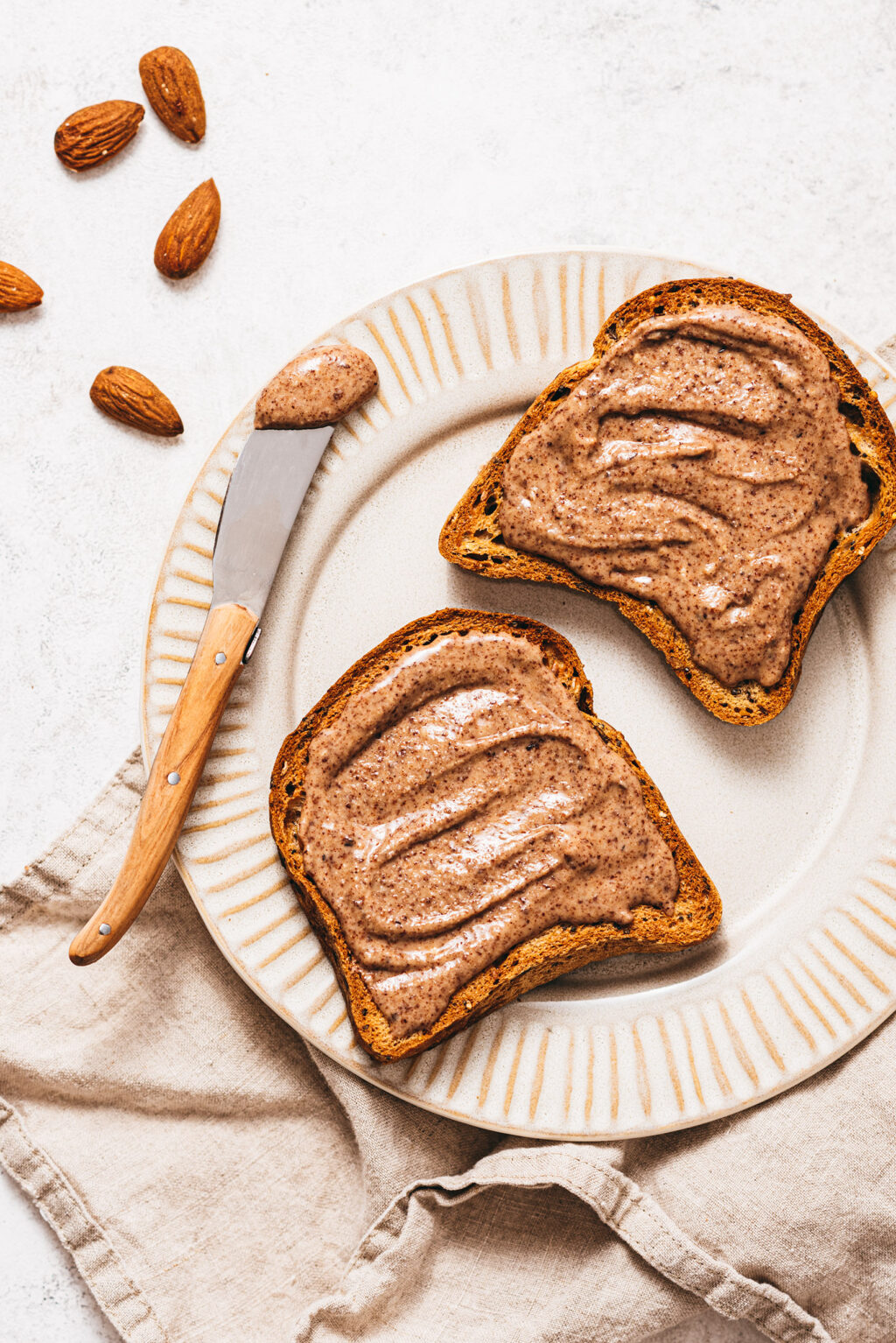 Comment faire de la purée d'amande - Lilie Bakery