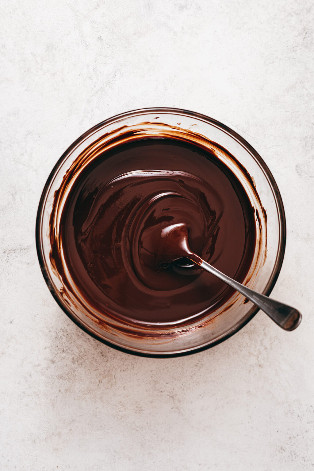 Pas à pas 1 marquise au chocolat - Lilie Bakery