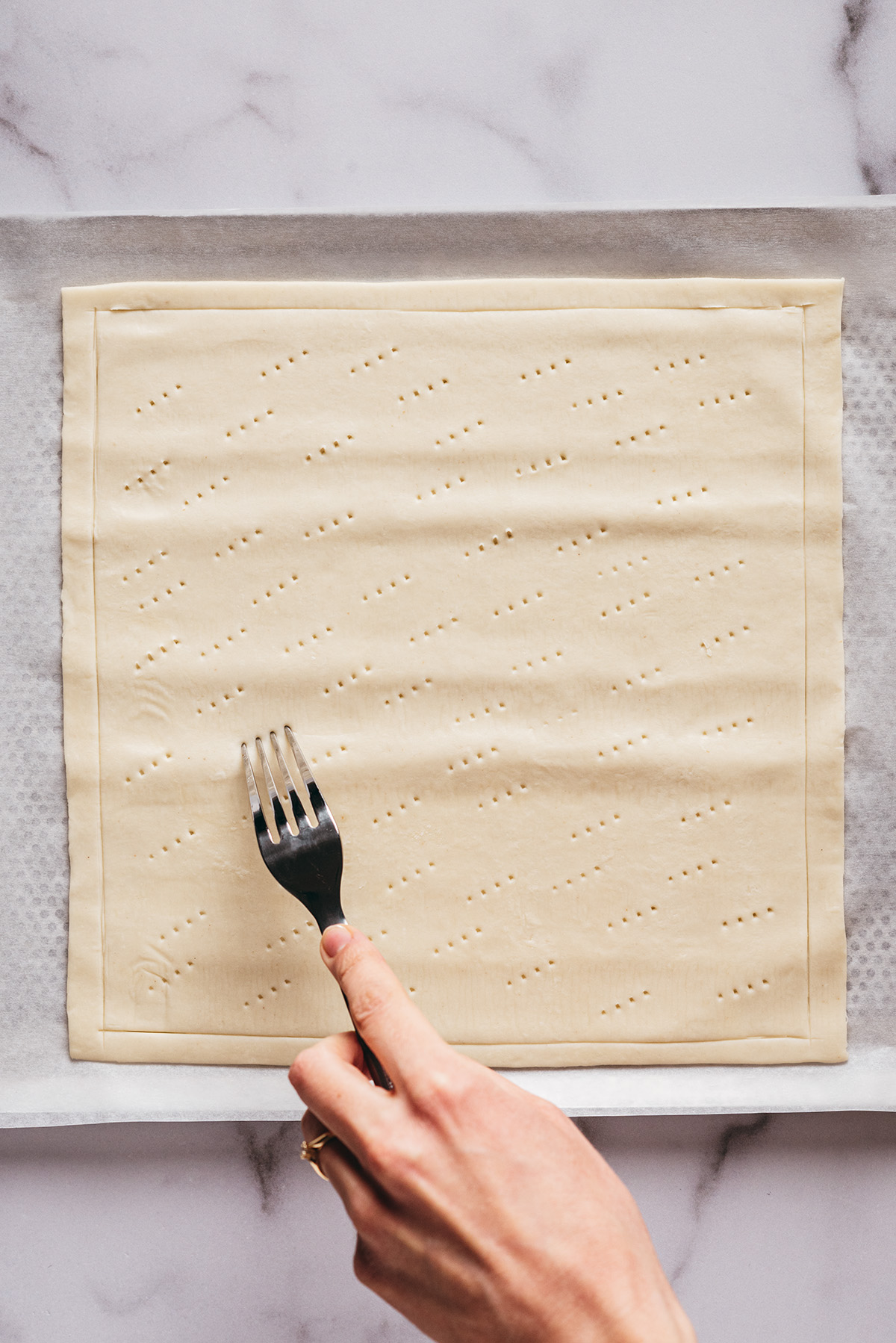 Pâte feuilletée piquée - Lilie Bakery