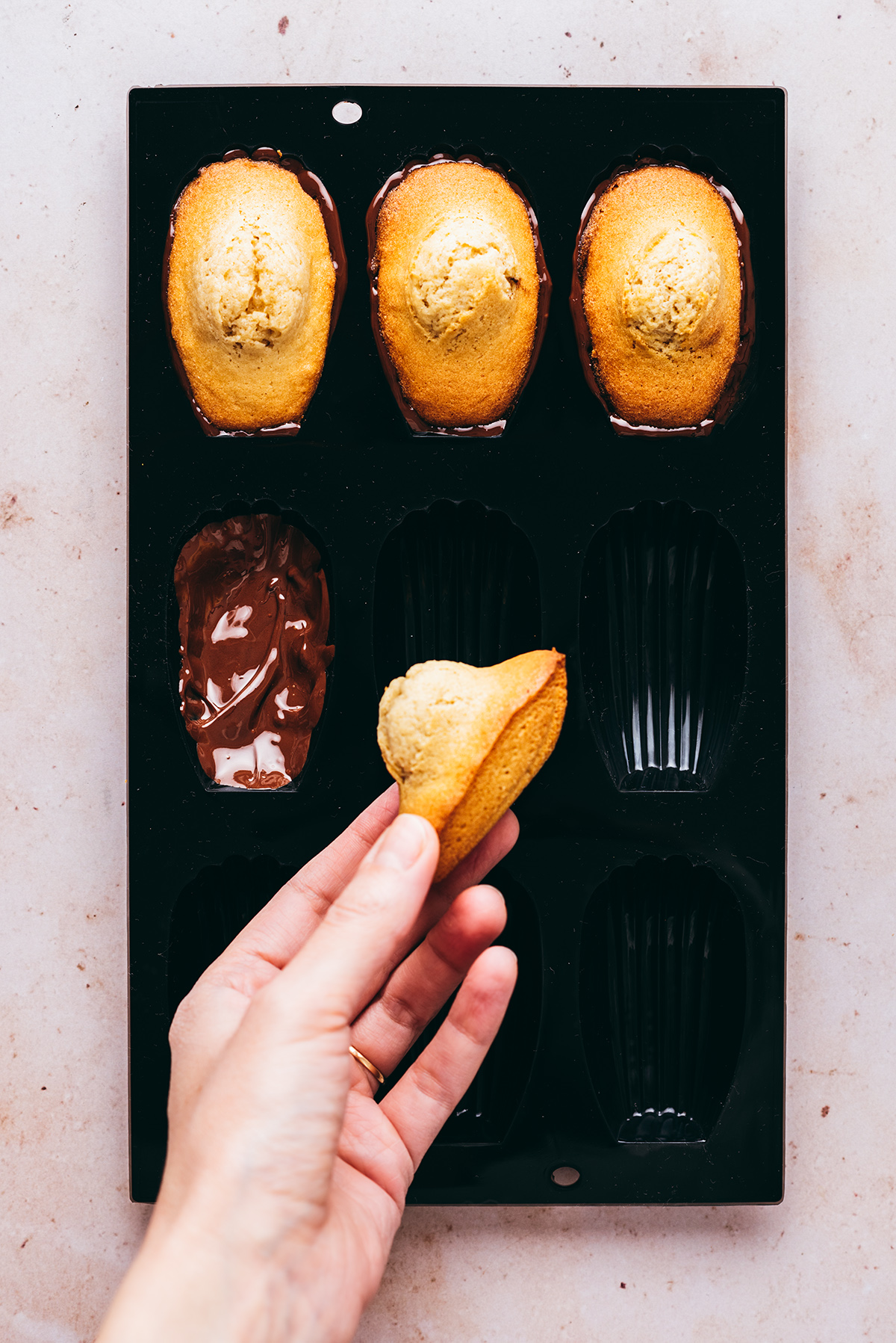 Domed chocolate madeleines - Lilie Bakery