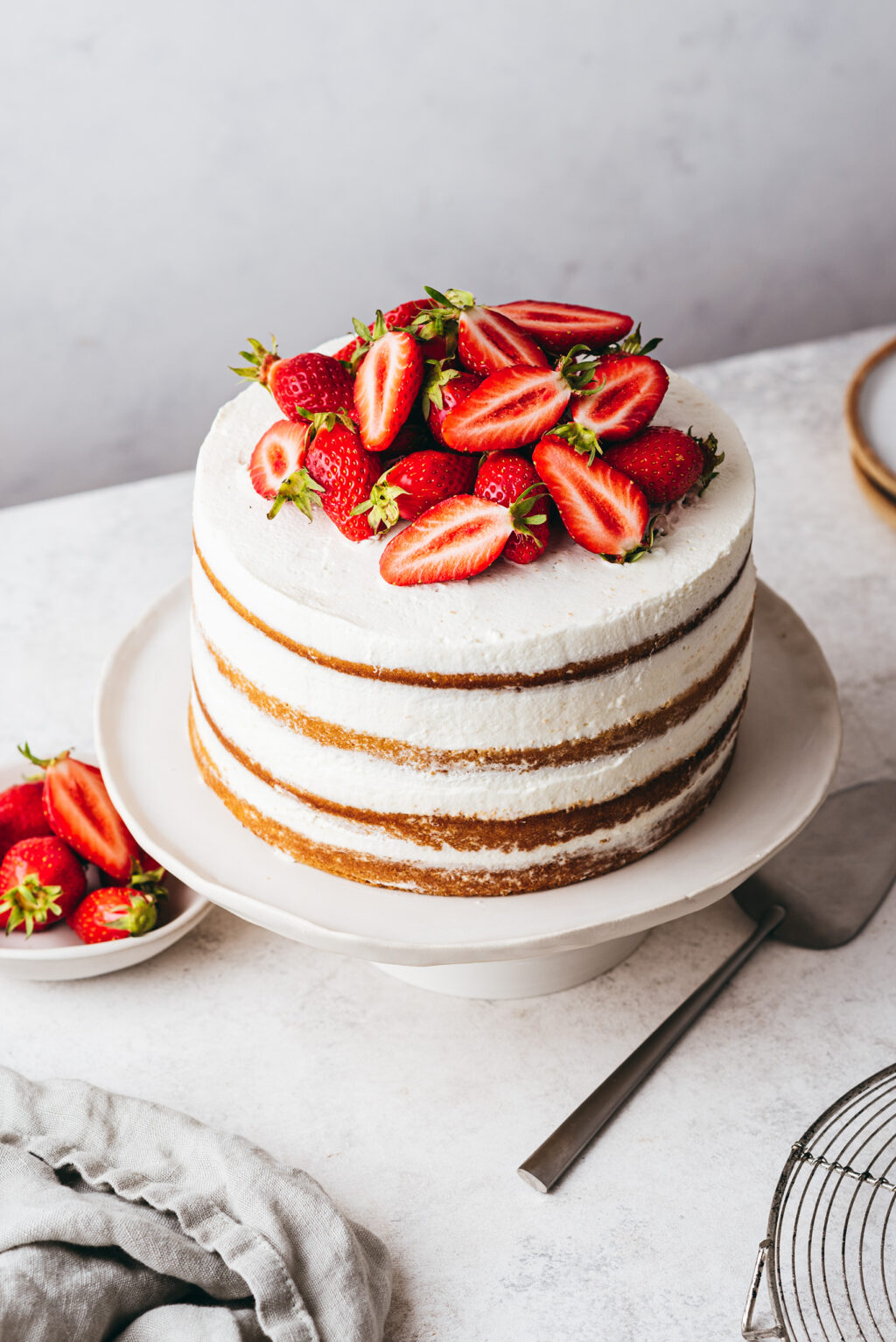 Layer cake fraise vanille - Lilie Bakery