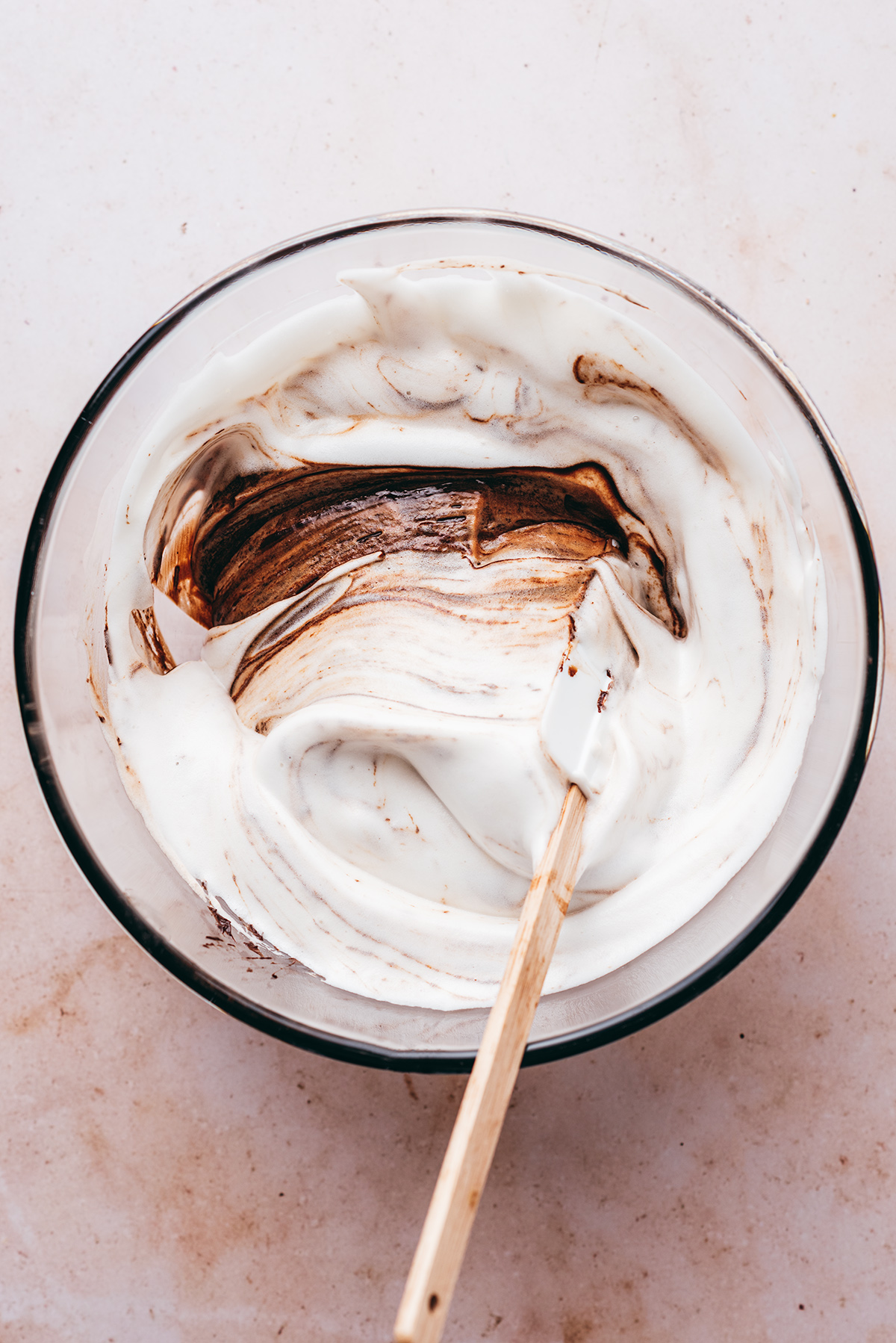 Mousse au chocolat aquafaba - Lilie Bakery