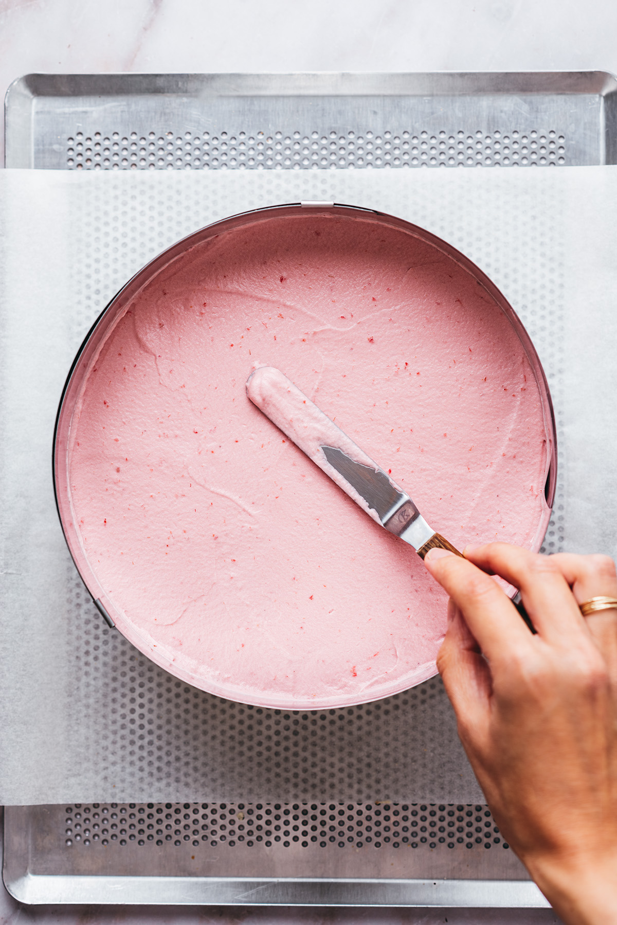 Mousse entremet framboise - Lilie Bakery