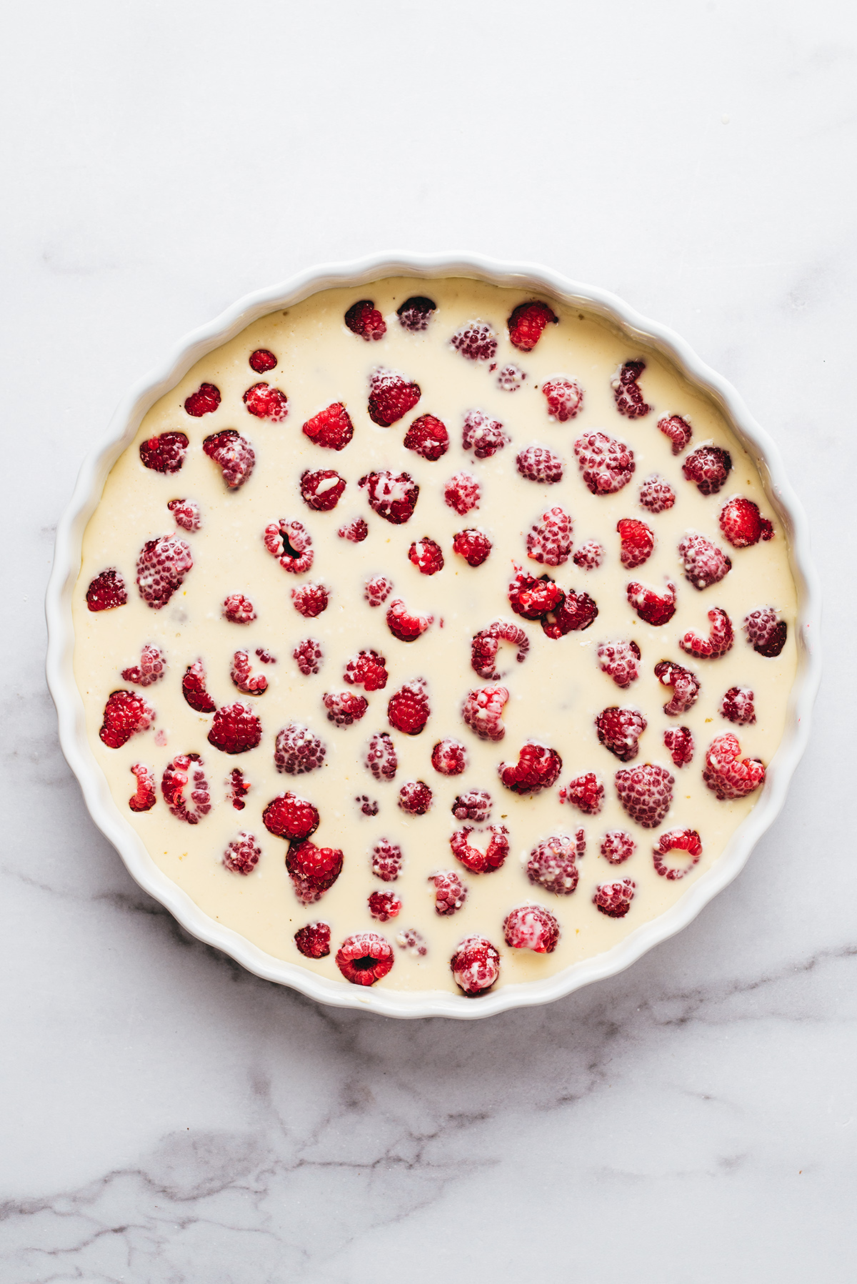 Préparation clafoutis framboise - Lilie Bakery