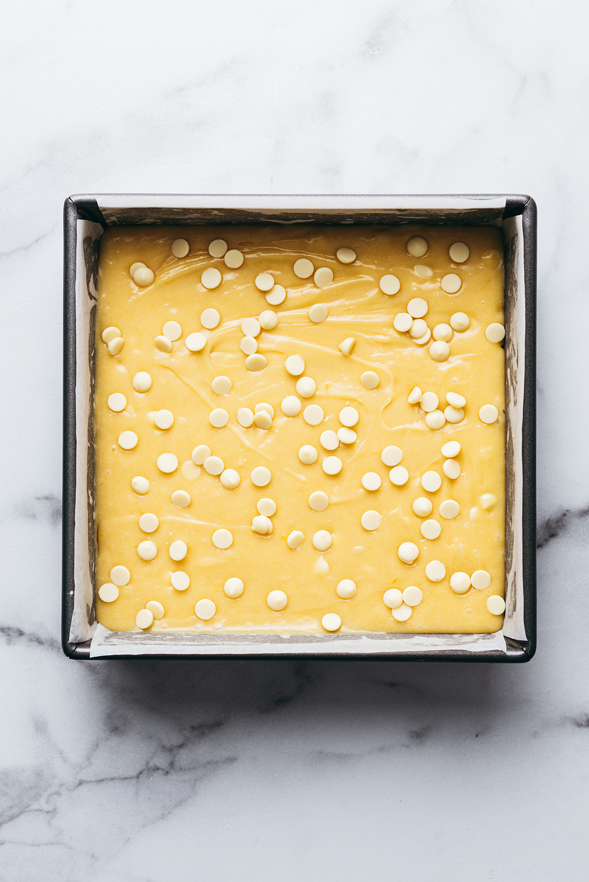 Brownie with white chocolate chips - Lilie Bakery