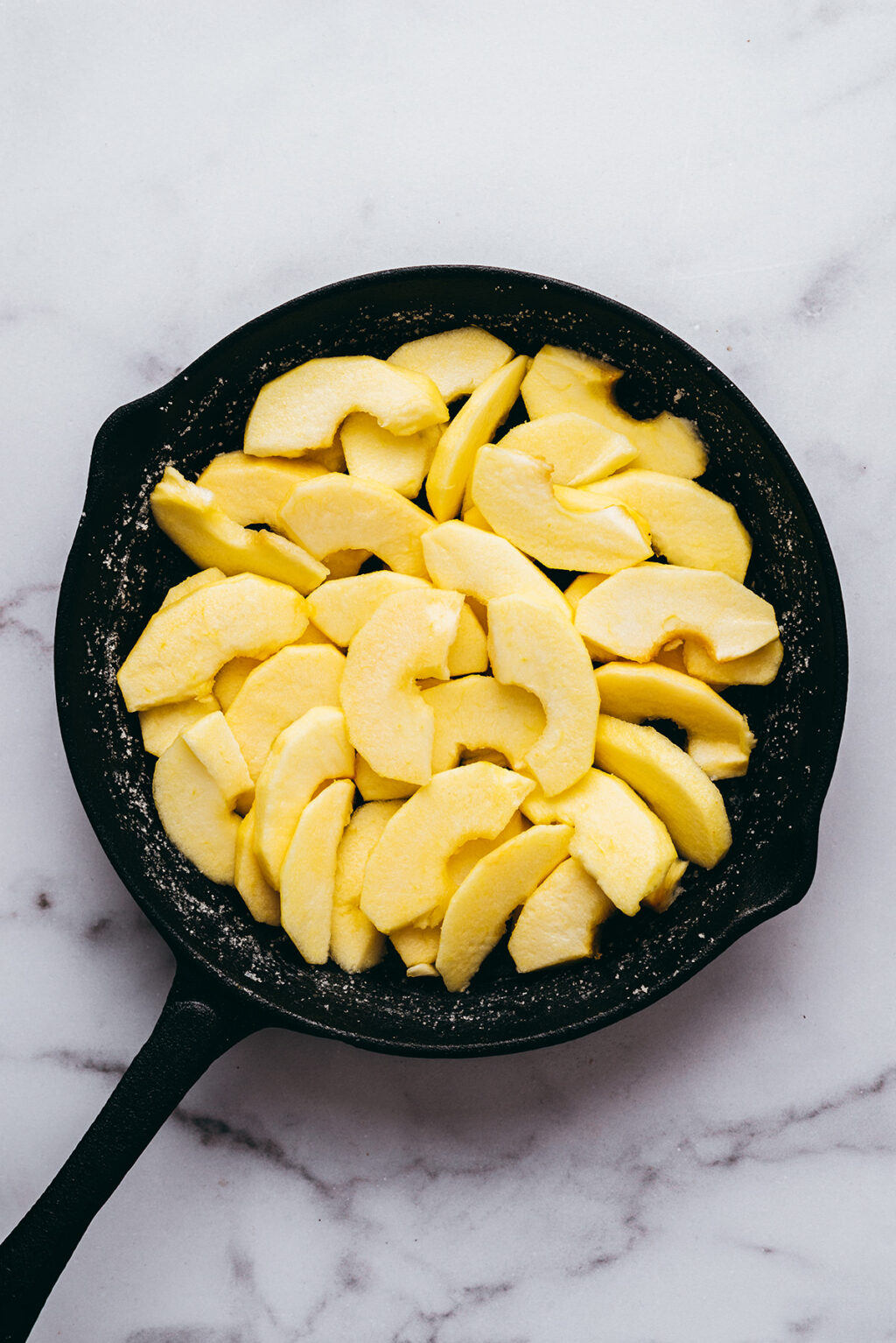 Clafoutis pomme - Lilie Bakery