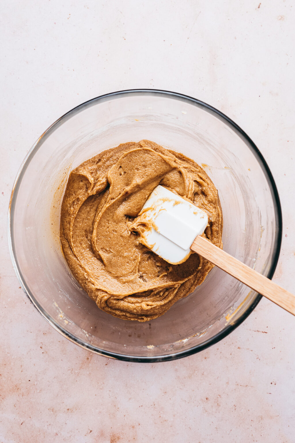 Chestnut cream cake preparation - Lilie Bakery