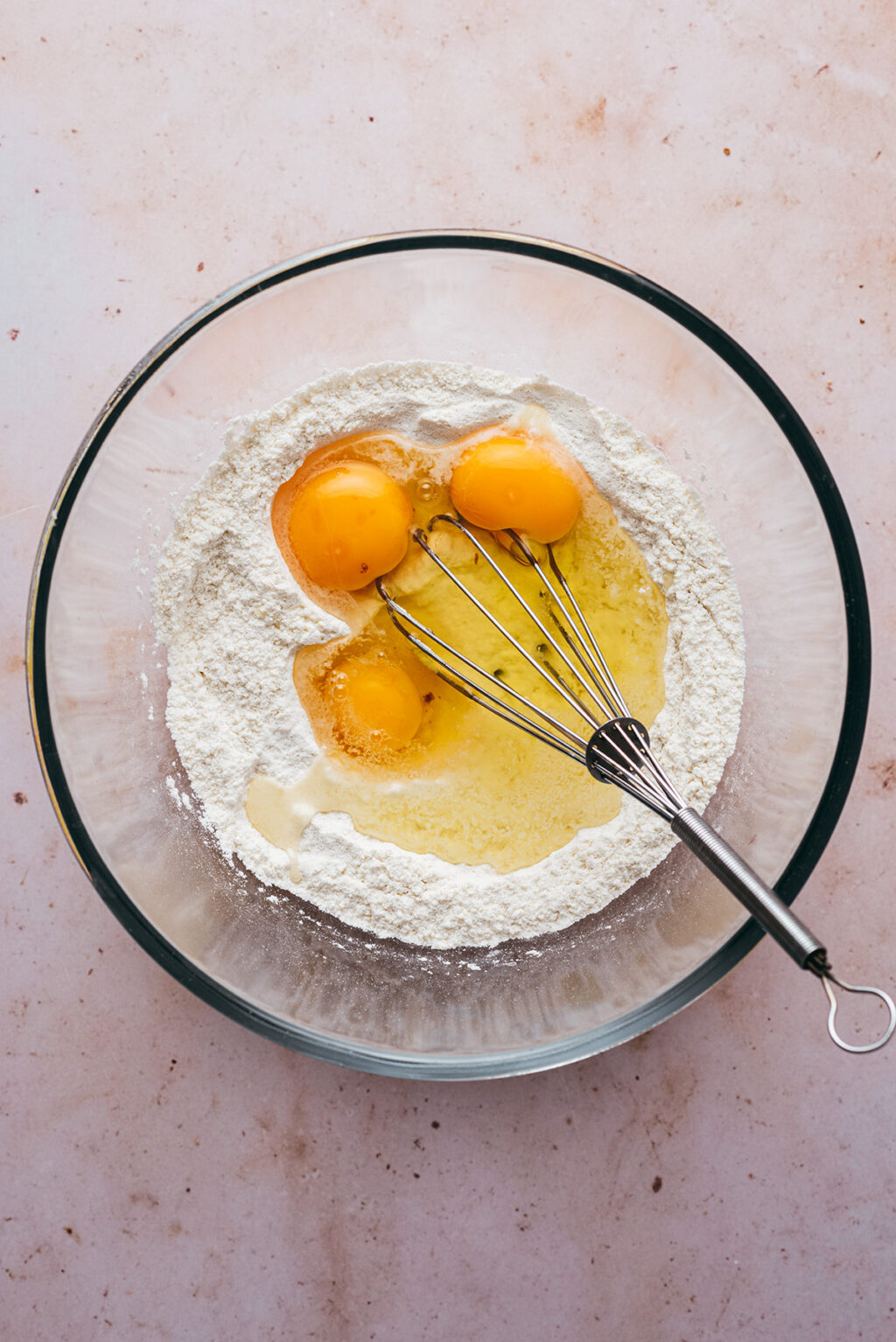 Préparation far breton - Lilie Bakery