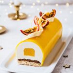 B&ucirc;che de No&euml;l mangue passion coco - Lilie Bakery