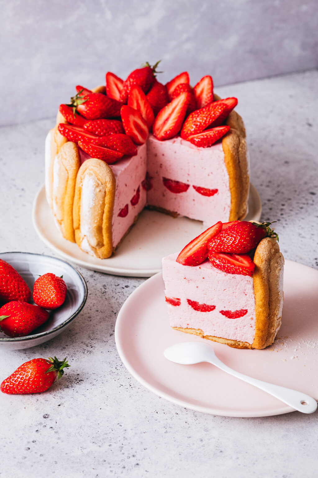Charlotte aux fraises recette - Lilie Bakery