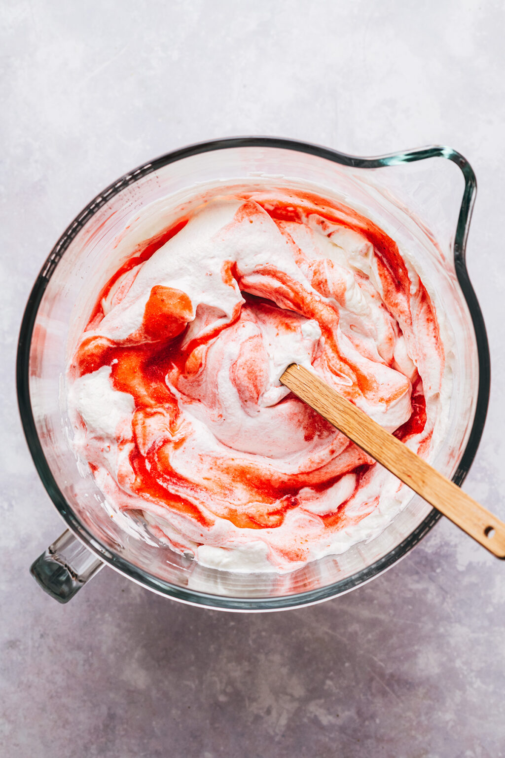 Mélange coulis fraise chantilly - Lilie Bakery