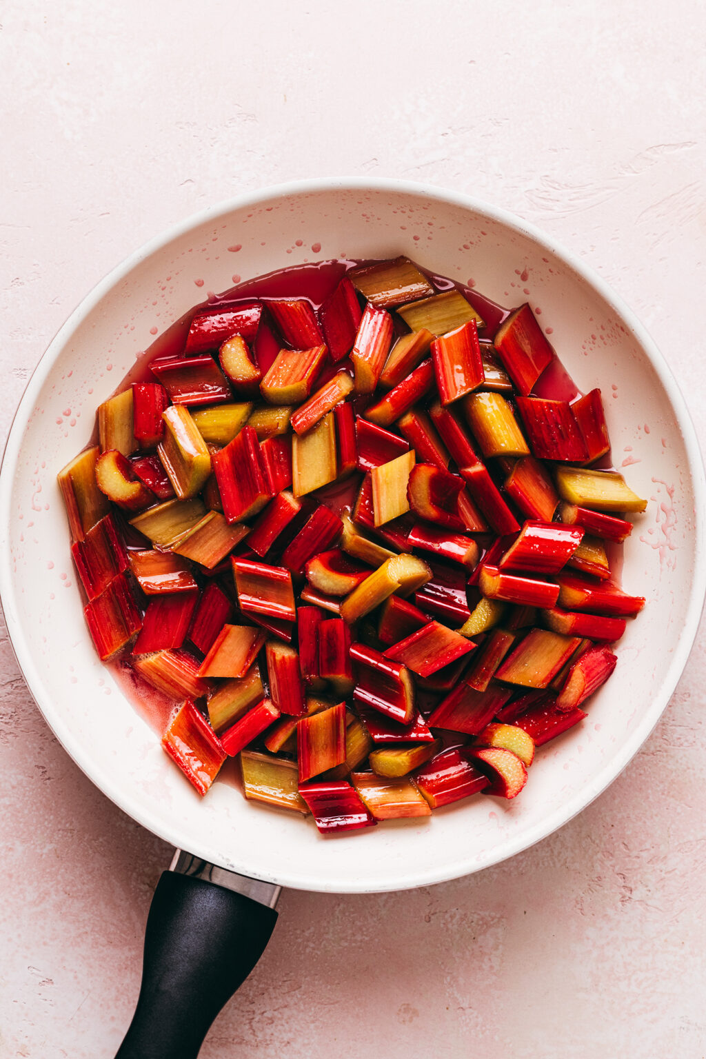 Rhubarbe poelee - Lilie Bakery