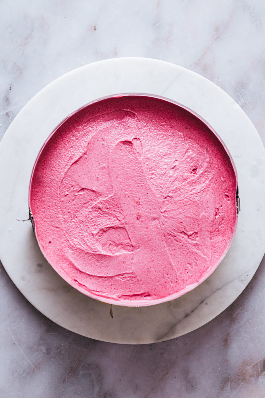 Ajout sorbet framboise - Lilie Bakery