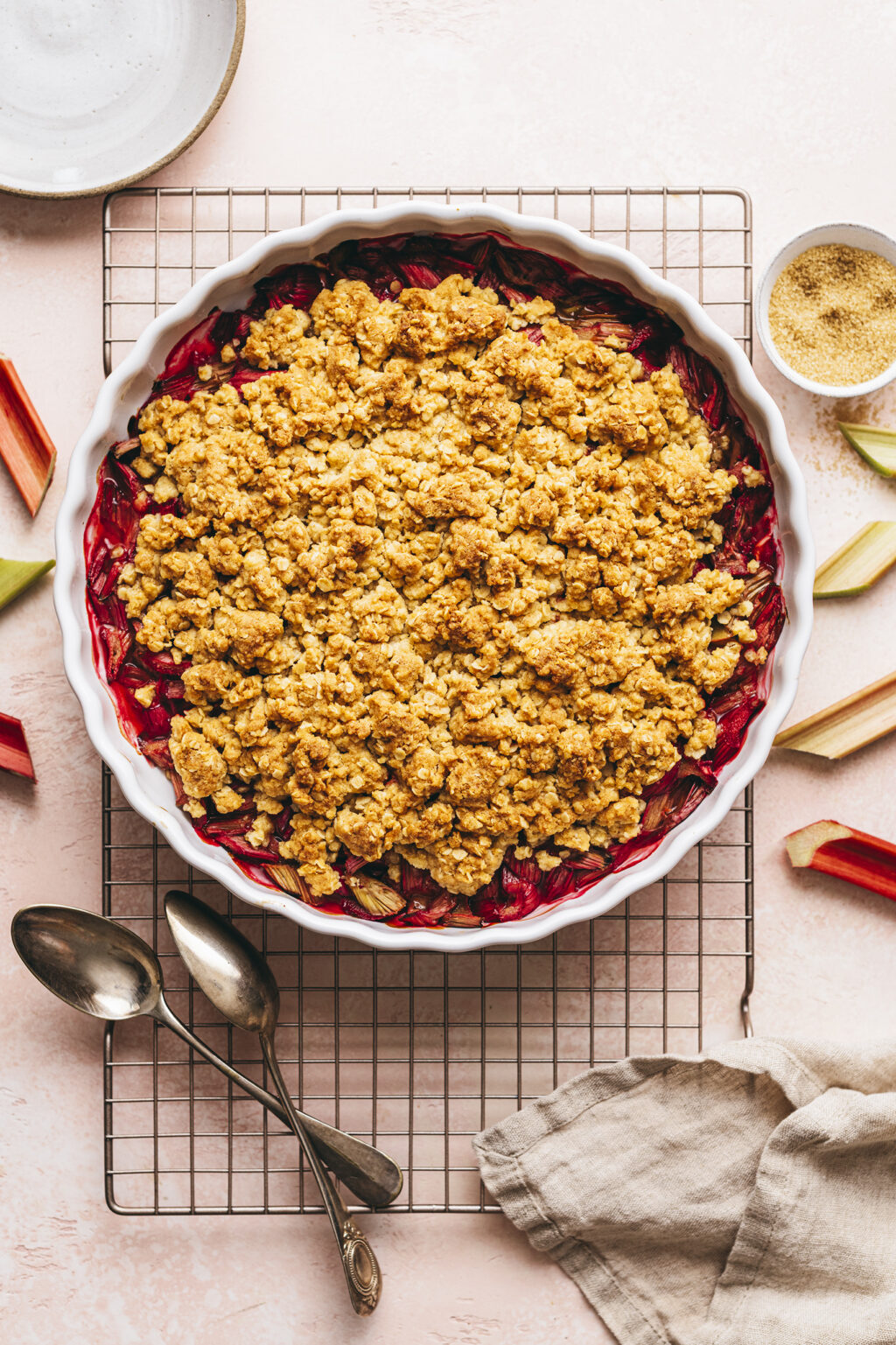 Crumble à la rhubarbe - Lilie Bakery