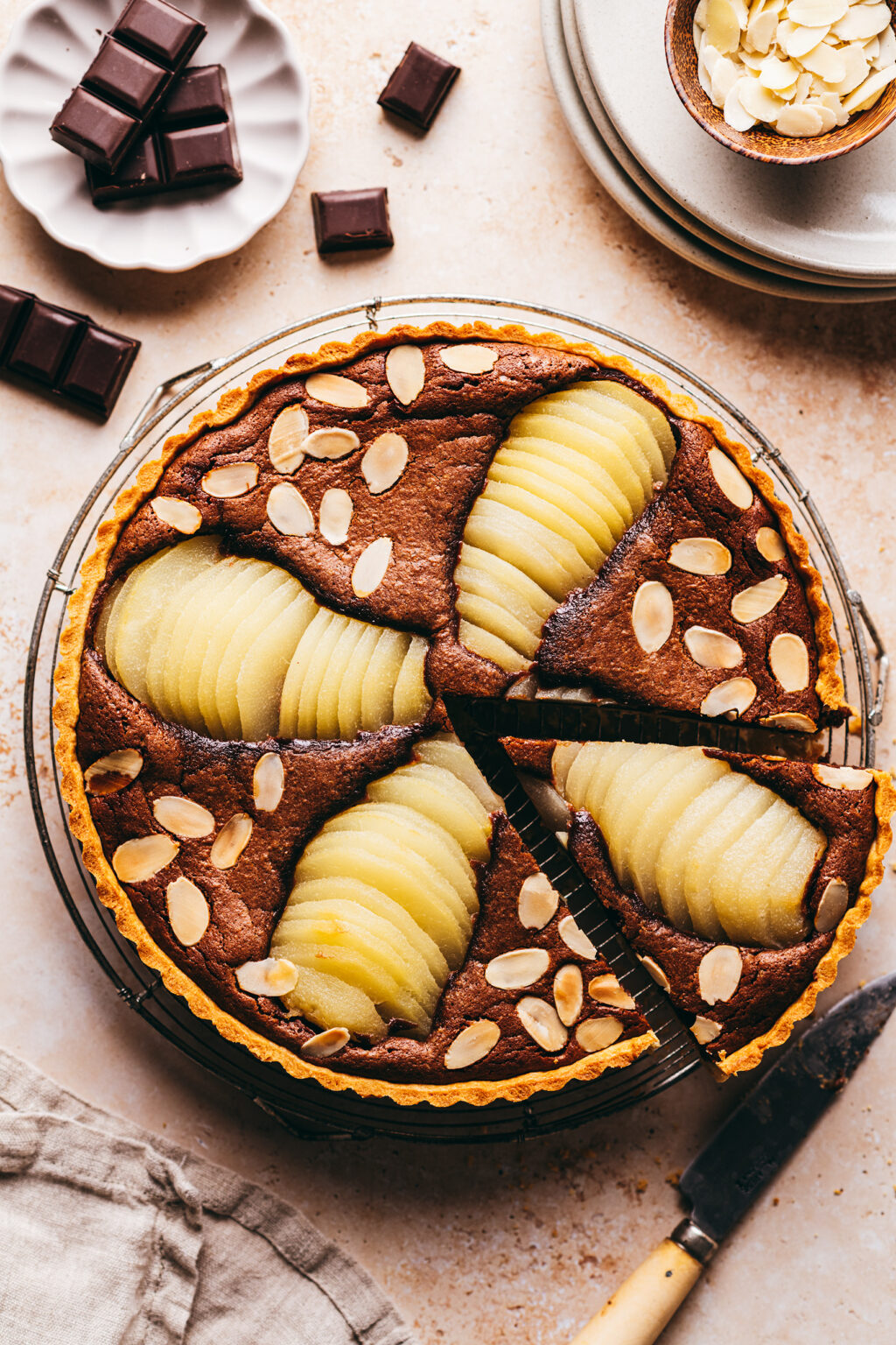 Tarte chocolat poire amande - Lilie Bakery