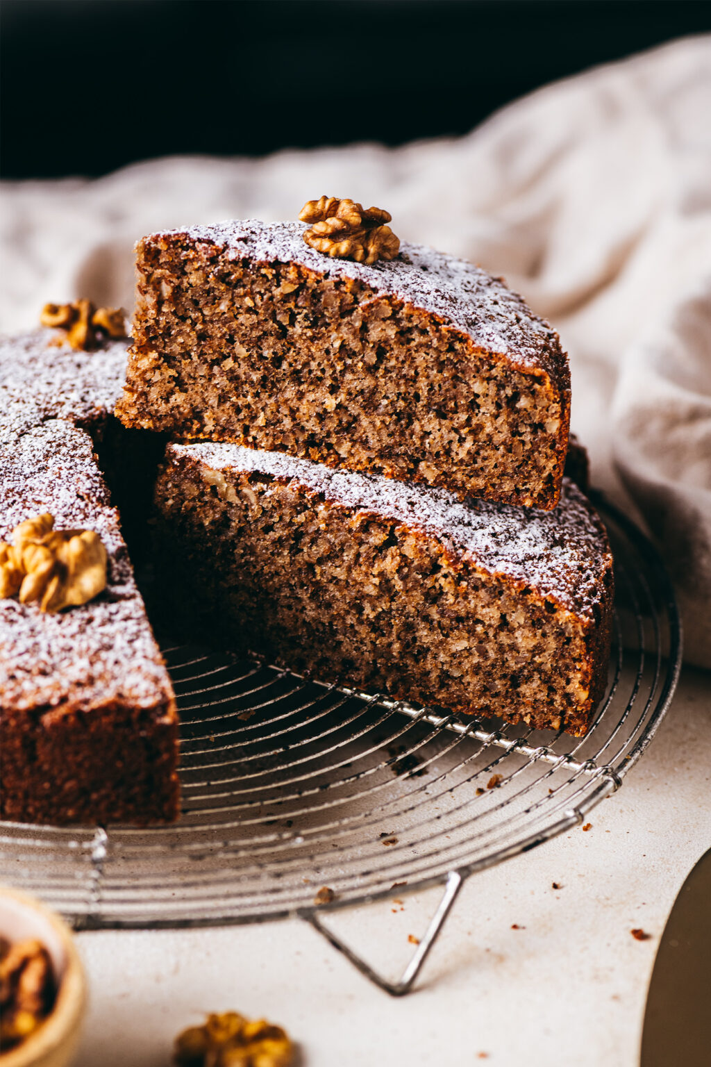 Gâteau aux noix recette - Lilie Bakery