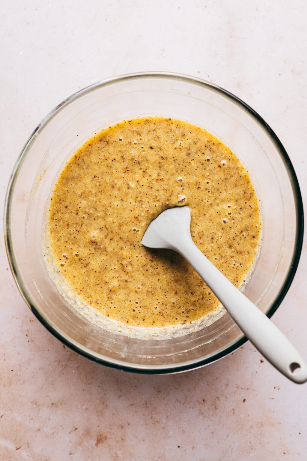 Noix mélangée à la pâte - Lilie Bakery