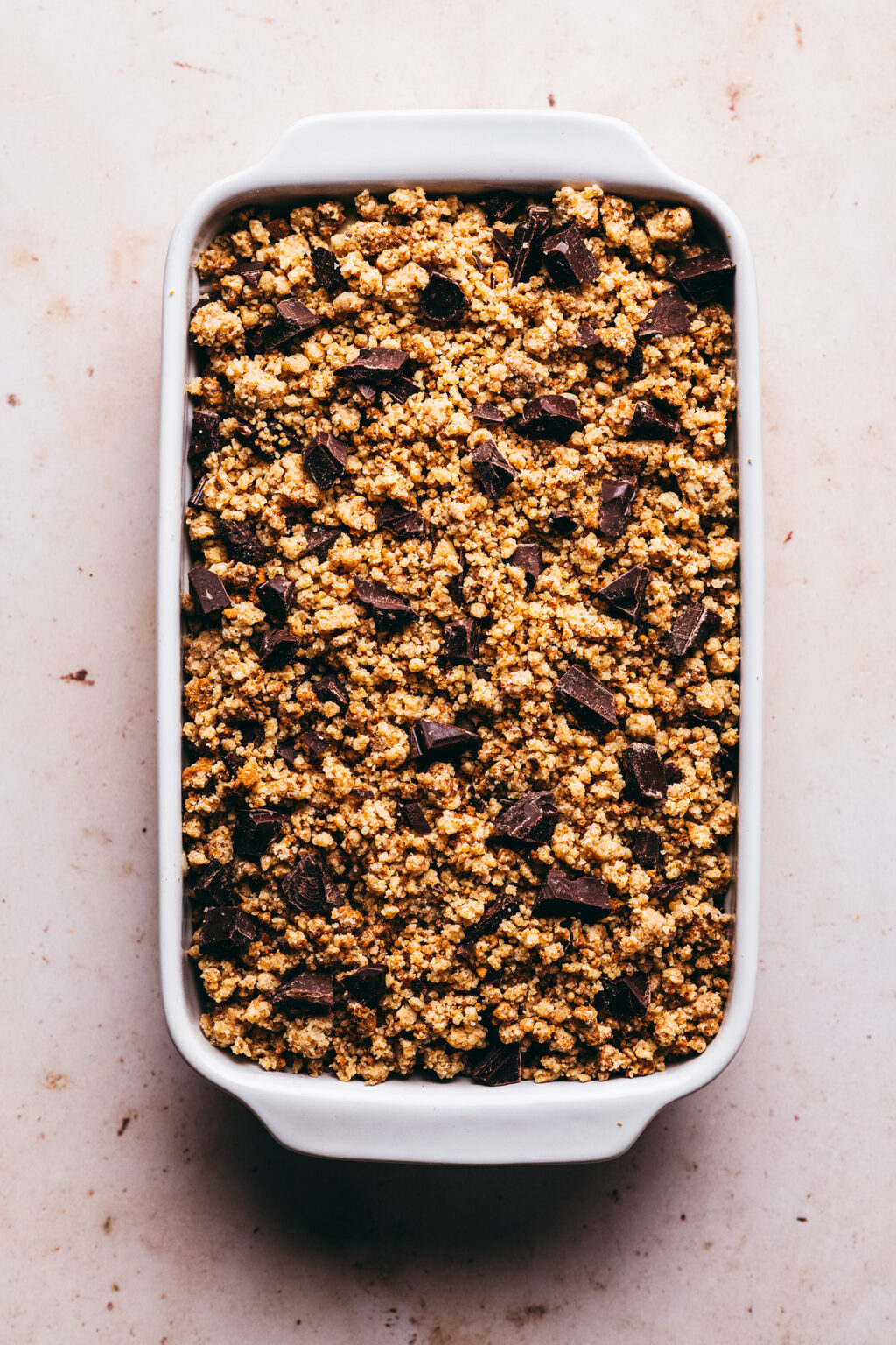 Chocolate pear crumble - Lilie Bakery